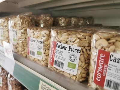 Organic Cashew Pieces from Earthfare
